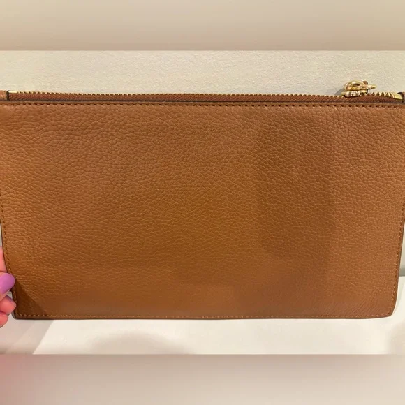 Michael Kors Fulton Wristlet/wallet - Picture 2 of 10